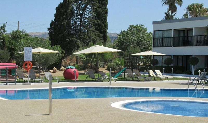 Royal Blue Hotel & Spa Geroskipou Buitenkant foto