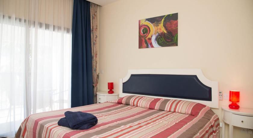 Royal Blue Hotel & Spa Geroskipou Buitenkant foto